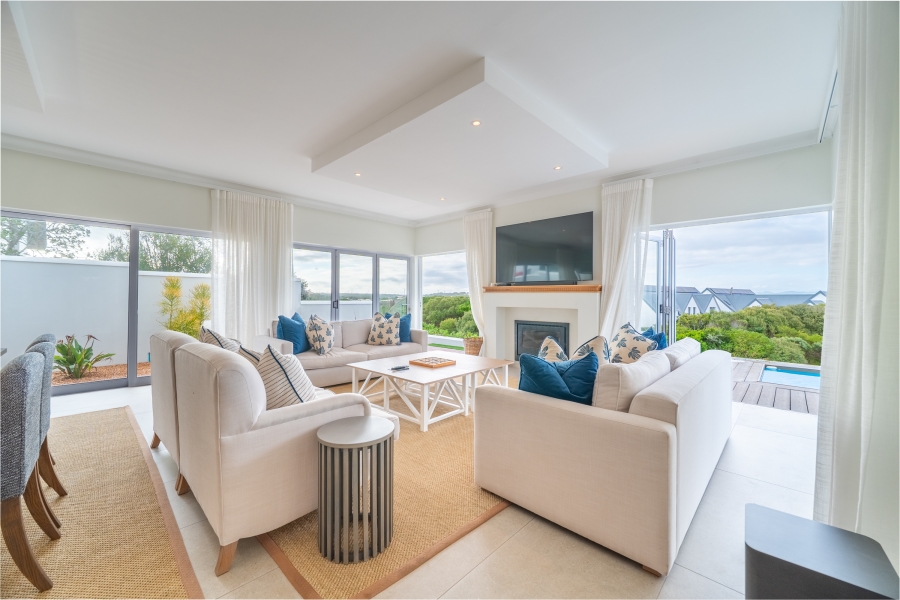 5 Bedroom Property for Sale in St Francis Links Eastern Cape